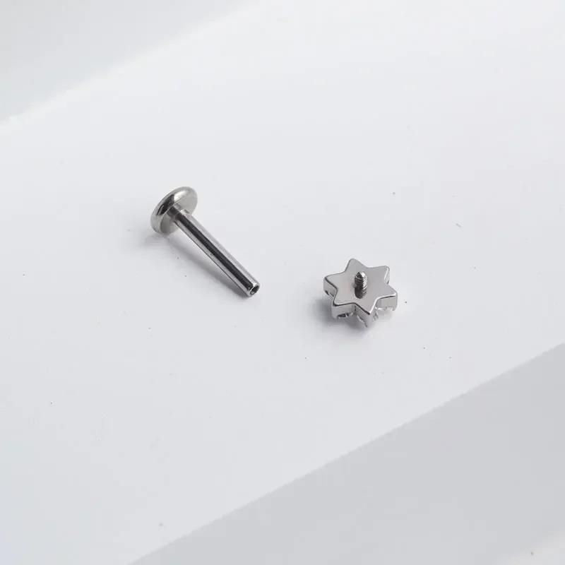 ASTM F136 Titanium Flower Pier - Zoor Body Jewelry review and price